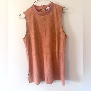 Cute thin suade-like top